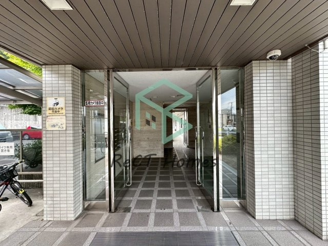 グラースガーデン今宿のエントランス