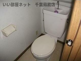 リバーストーンのトイレ|清潔感のあるトイレです