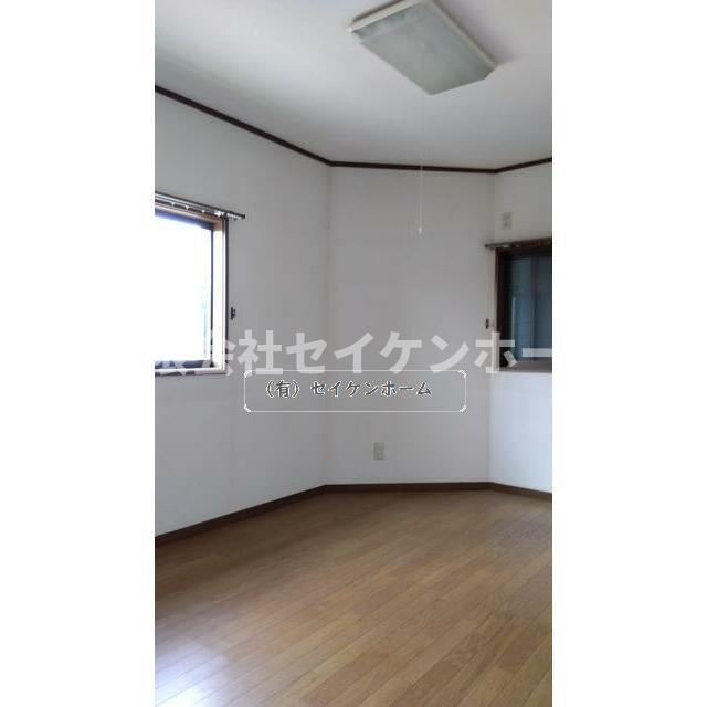 熊谷市上之　中古戸建の洋室