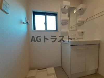 【洗面所】 | ロートス・ブルーベル | 忙しい朝には欠かせない洗面所です