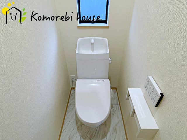 北本市北本　第1　新築一戸建て　ハートフルタウン　Cのトイレ|落ち着いた色調のトイレです