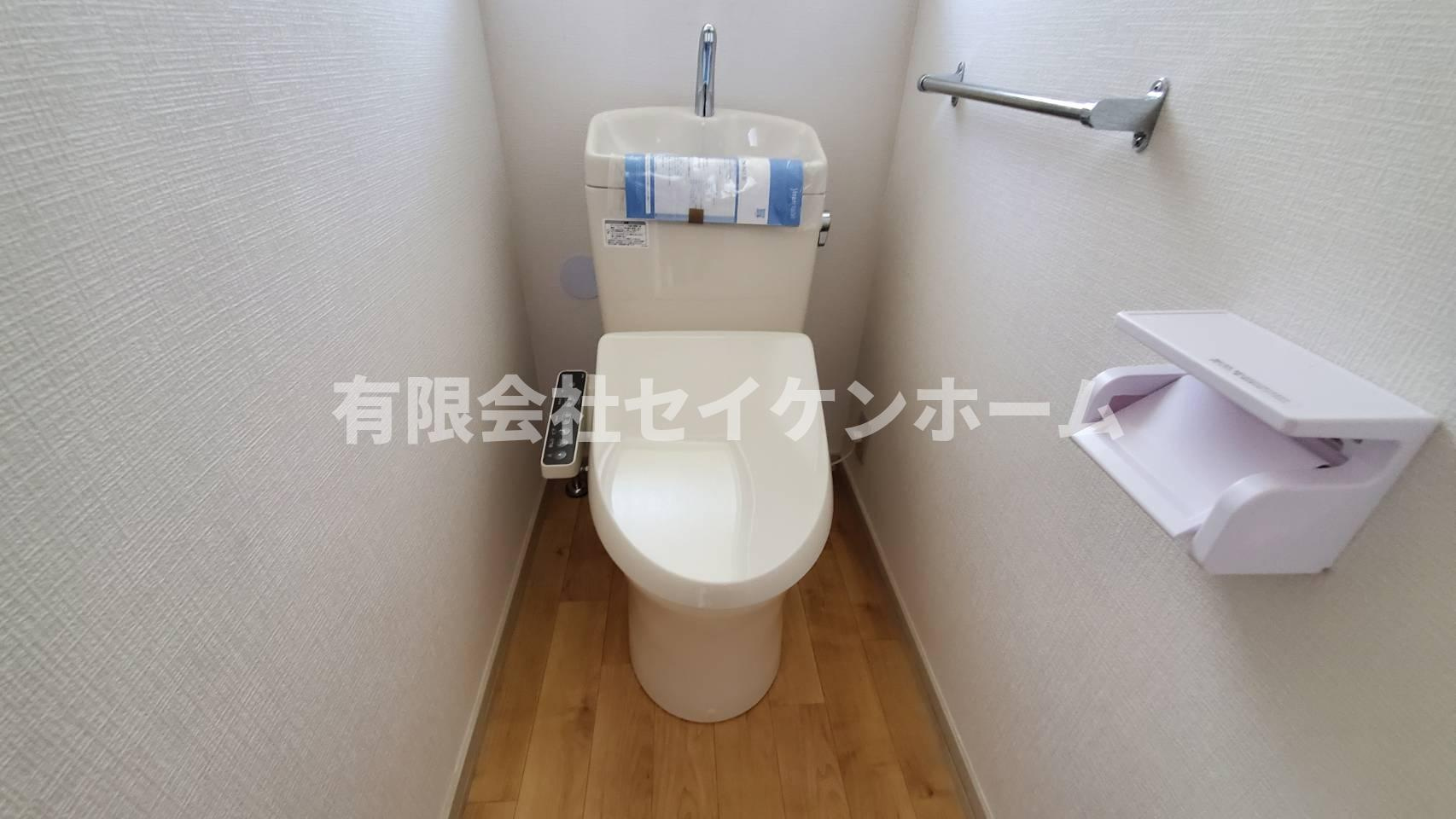 熊谷市万吉　中古戸建のトイレ