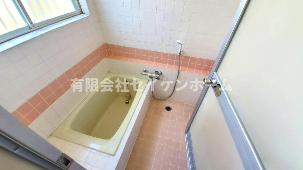 熊谷市万吉　中古戸建の浴室