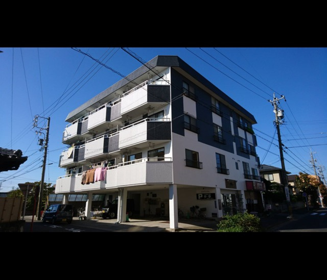 マンション雅の外観