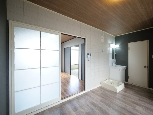 ル・クール緑町の洋室