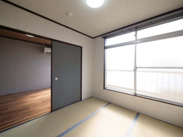 ル・クール緑町の和室