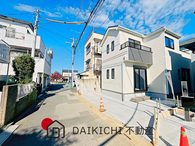 【前面道路含む現地写真】 | 第1北本　新築戸建　全4棟　A号棟