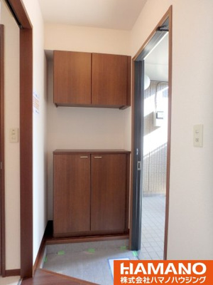 【玄関】 | グランドゥールＡ | 反転