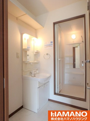 【洗面所】 | グランドゥールＡ | 反転