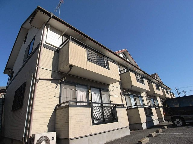 ルミエール小山の外観