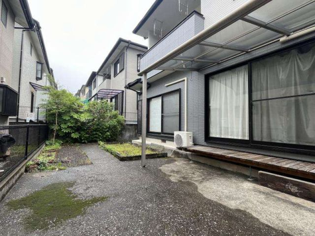 高知市潮見台１丁目　中古一戸建て（高台）のキッチン|ＩＨコンロ＆収納豊富でお料理も快適◎