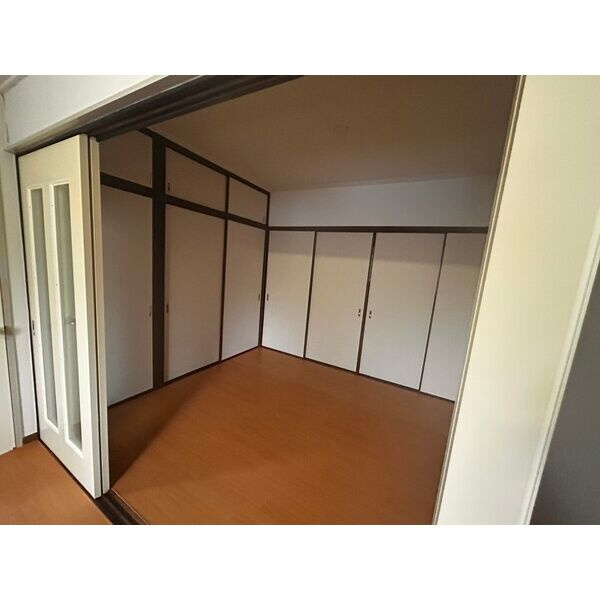 エクセル三条の内装