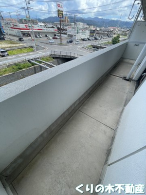 【バルコニー】 | グリーンハイツ | バルコニーです