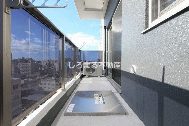 プレサンスＮＥＯ九条ディアシスのバルコニー