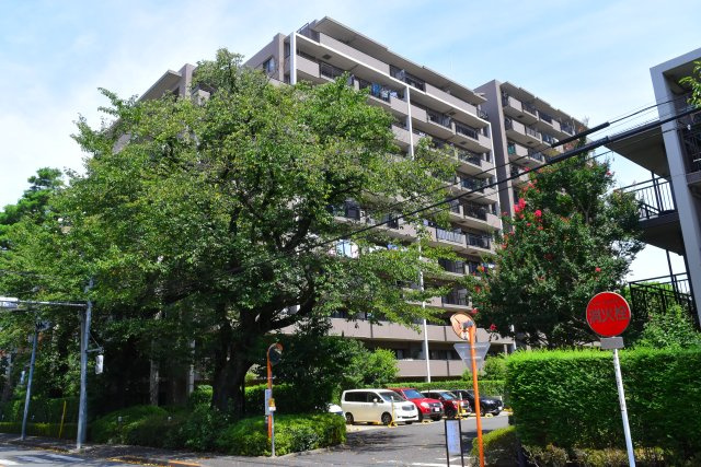 東村山市富士見町１丁目の中古マンションの外観