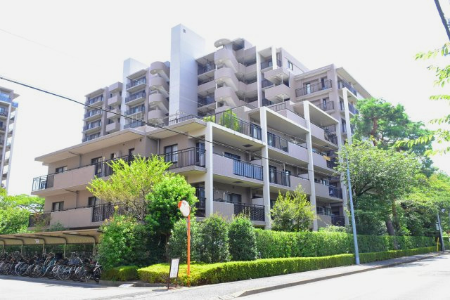 東村山市富士見町１丁目の中古マンションの外観