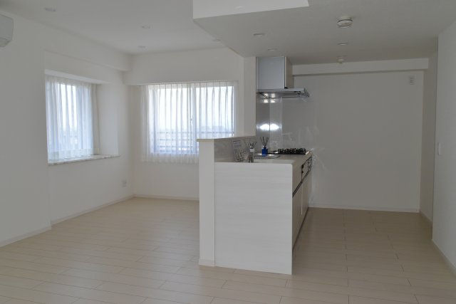 東村山市富士見町１丁目の中古マンションの居間・リビング