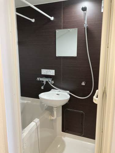 セフィラ渋木の浴室|落ち着いた空間のお風呂です