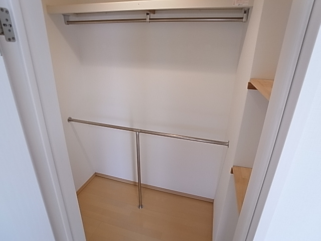 神戸市兵庫区会下山町１丁目のアパートの収納|ウォークインクローゼット