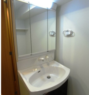 【独立洗面台】 | リブリ・Fiona | 朝の身支度には欠かせない独立洗面化粧台