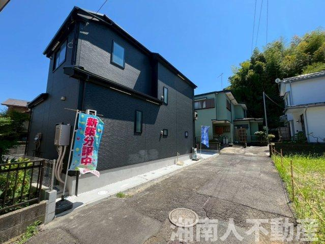 平塚市岡崎  新築戸建の外観|外観は落ち着いています