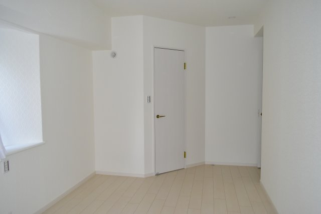 東村山市富士見町１丁目の中古マンションの洋室