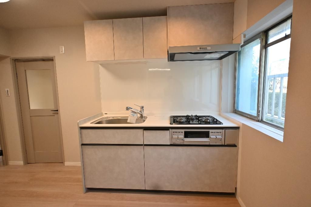 調布市染地３丁目の中古マンションのキッチン