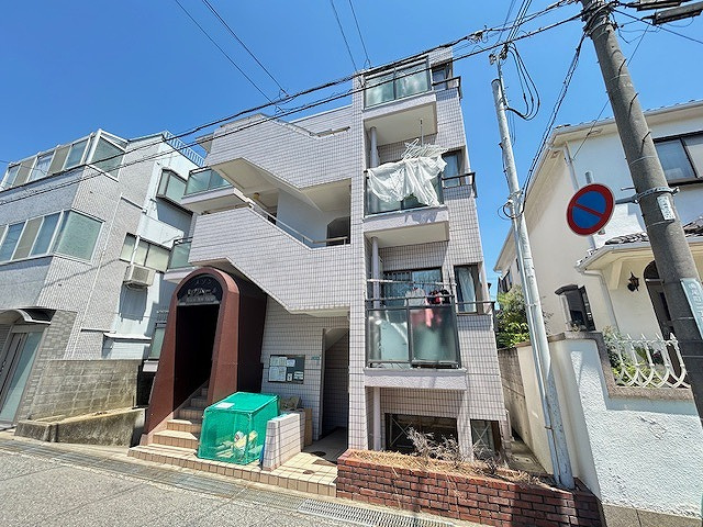 メゾンモナムールの外観
