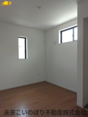 【子供部屋】 | Erde白岡市白岡11期5号棟 | 二面採光のお部屋で日当たり通風良好です！
収納も大きく過ごしやすいです。お子さんのお部屋にいかがでしょうか