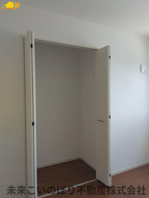 【収納】 | Erde白岡市白岡11期5号棟 | 各居室には十分な収納スペースを確保。お部屋全体を広々と使うことができます。