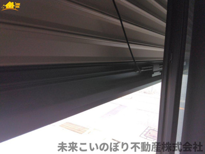 【設備】 | Erde白岡市白岡11期5号棟 | シャッター雨戸付きで防犯面も安心です