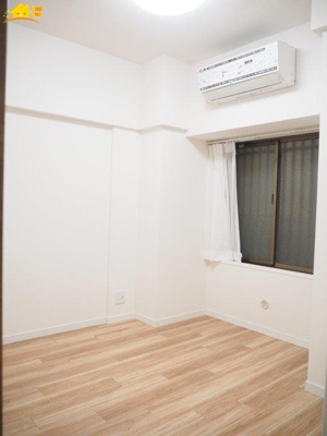 【寝室】 | ライオンズマンション武里 | 落ち着いた色調の寝室です