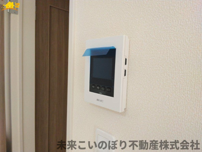【防犯設備】 | HeartfurlTown伊奈町小室 | TVインターフォンは来訪者の確認にとても便利で安心です。
録画システム付きなので、留守時の確認も可能です。