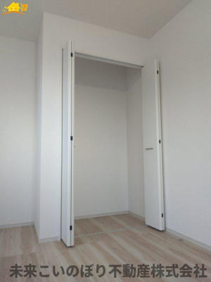 【収納】 | LIGARE蓮田市桜台4期 | 各居室には十分な収納スペースを確保。お部屋全体を広々と使うことができます。