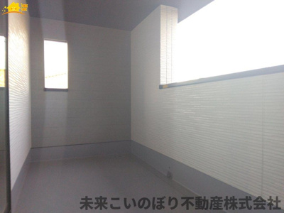 【バルコニー】 | LIGARE蓮田市桜台4期 | インナーバルコニーは急な雨にも安心なので、お出かけも楽しめますね！