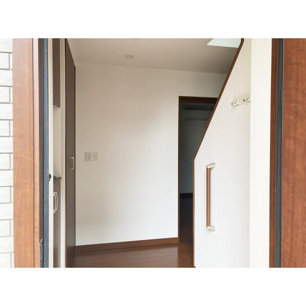 富士見台4丁目戸建貸家の玄関|玄関