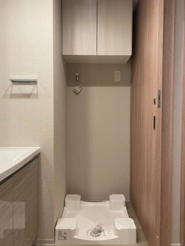 プラウドフラット上野松が谷の洗面所