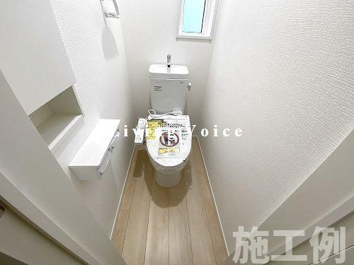 【トイレ】 | 【仲介手数料０円】南足柄市中沼第12　新築一戸建て　5号棟　全3棟 | 南足柄市中沼第12　新築一戸建て　全3棟