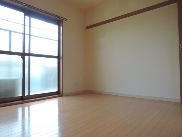 ウェルシー氷室の子供部屋