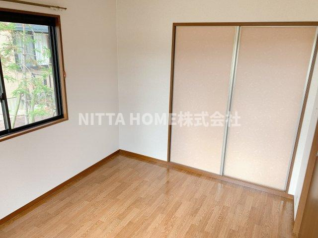 ファミーユの洋室|使い勝手の良い洋室(*^^)v