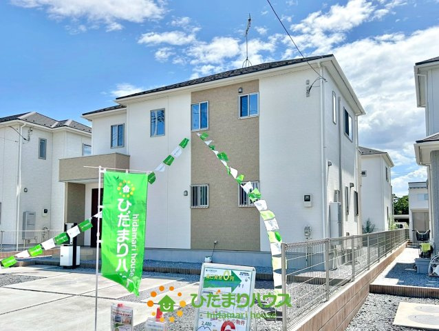 加須市下高柳　中古一戸建て　の外観|白とベージュを基調とした可愛らしい外観です♪