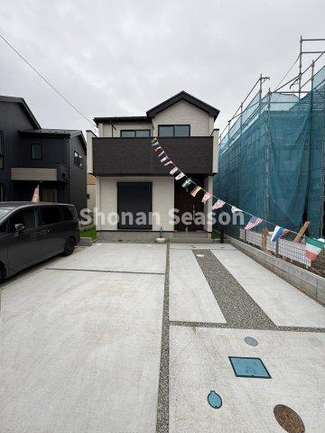 【外観】 | 全18区画の開発分譲地につきキレイな街並みが整っております♪
新たなコミュニティーを築きやすいメリットがございます◎