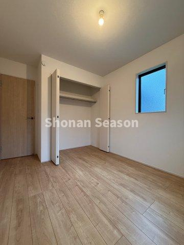 【洋室】 | 子ども部屋や収納スペース、書斎など多彩にご利用可能な洋室。