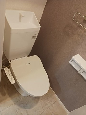 レフィナード高城　Ａのトイレ