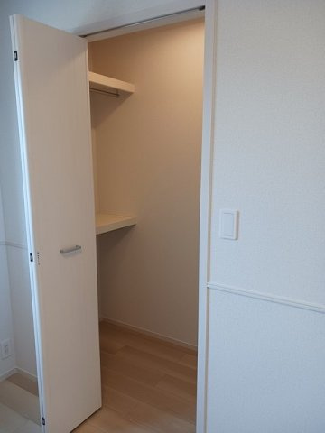 レフィナード高城　Ａの収納