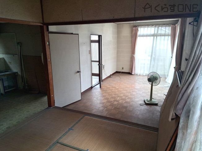 【居間・リビング】 | 姫路市香寺町中寺／中古戸建