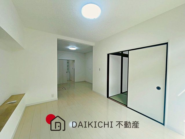 【居間・リビング】 | 久喜市江面　中古戸建