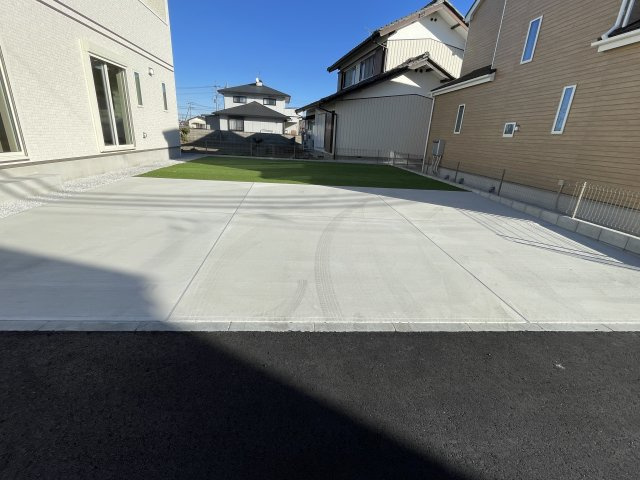玉村町斉田（全6棟）B号棟の駐車場