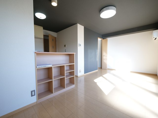 アムールA棟の居間・リビング