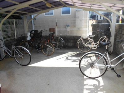 【その他共用部分】 | アルベロ福田 | 自転車置場